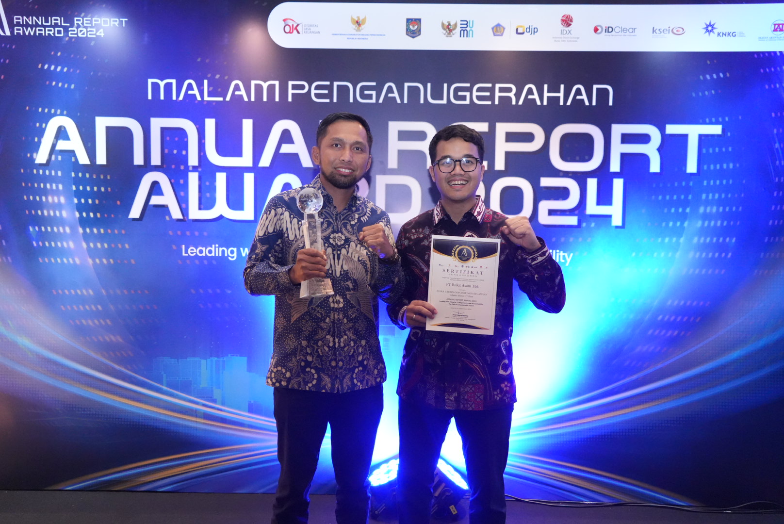 Bukit Asam Raih Juara I Kategori Perusahaan Go Publik Non Keuangan di Annual Report Awards 2024