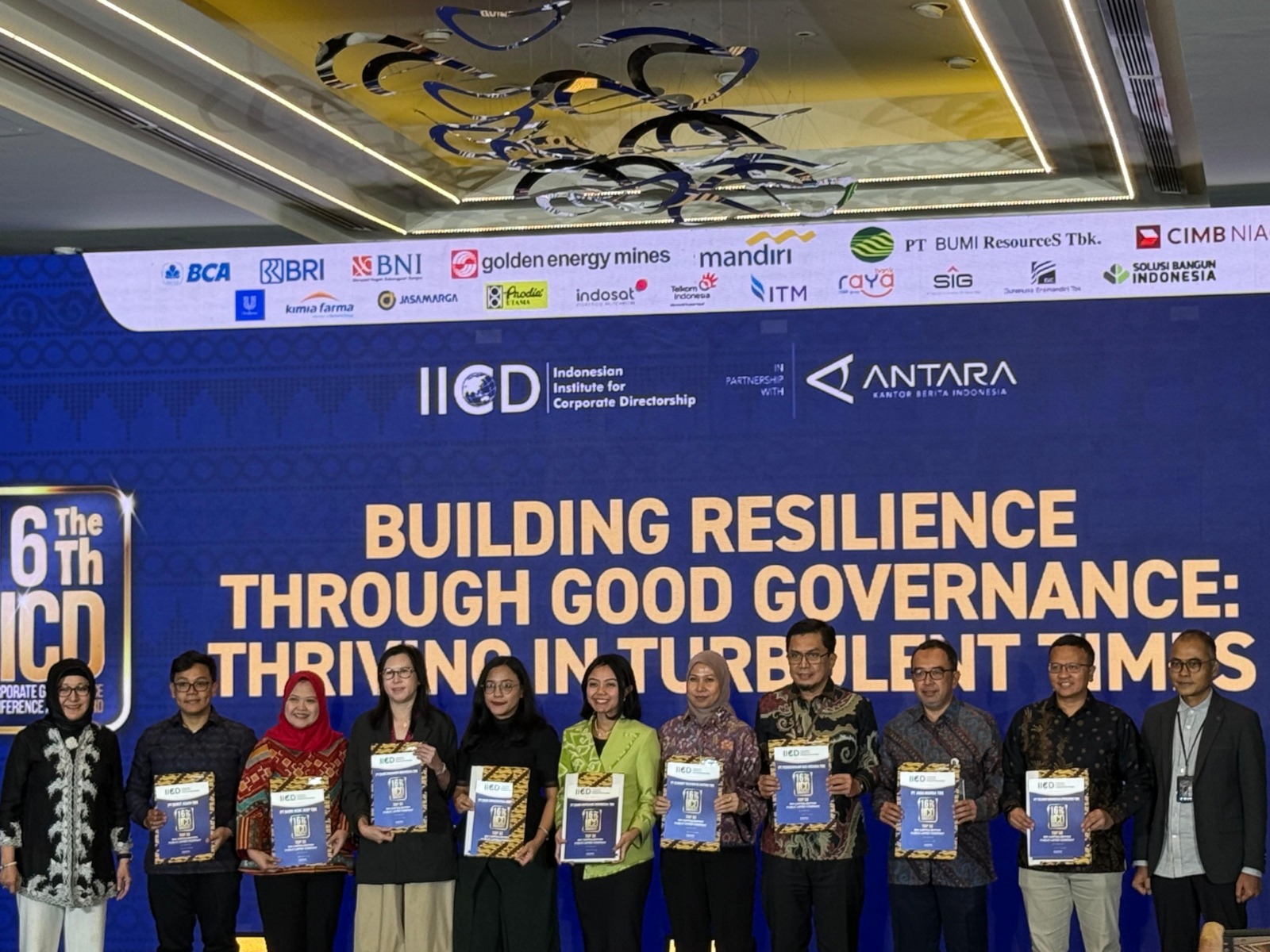PTBA Raih Dua Penghargaan Bergengsi di Ajang IICD Corporate Governance Award 2025