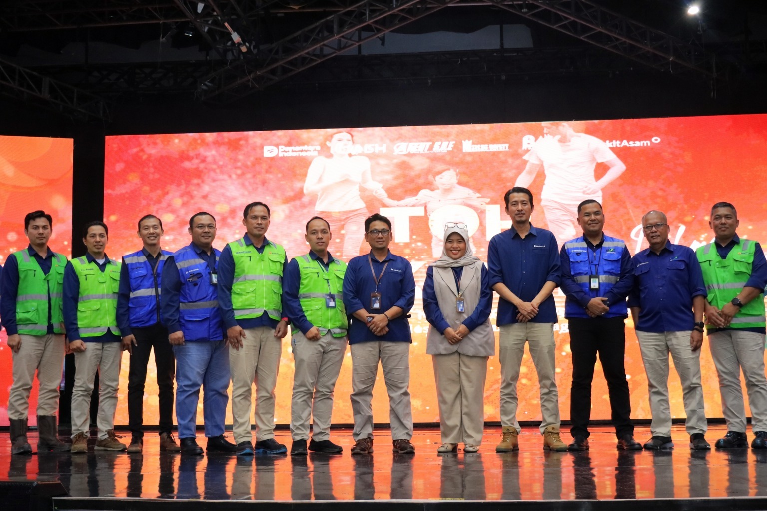 Corporate SHE Division PT Bukit Asam Tbk berkolaborasi dengan PT Bukit Asam Kreatif (BAK) menggelar diskusi keselamatan, Top Talk Safety (TTS) Volume 2, bertajuk "Harmony at Home, Safety at Work: The Role of Families in Fatigue Management" di Gedung Serba Guna (GSG) Tanah Putih, Tanjung Enim, Rabu 17 Desember 2025.