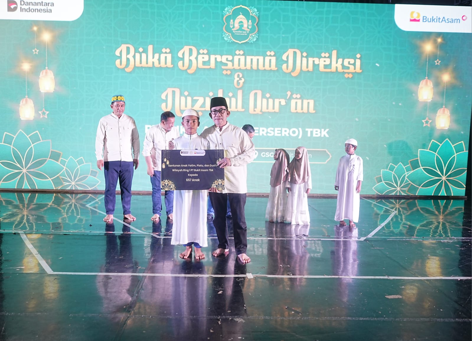 Dalam rangka mempererat silaturahmi sekaligus meningkatkan kepedulian sosial kepada masyarakat, PT Bukit Asam (Persero) Tbk atau PTBA menggelar rangkaian kegiatan Safari Ramadan 1447 H