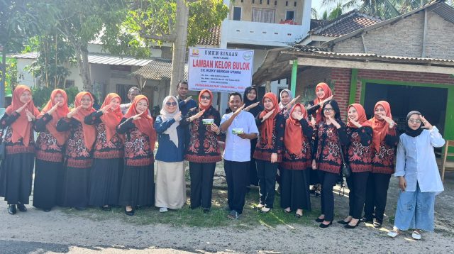 Persatuan Istri Karyawan (Periska) PT Bukit Asam (Persero) Tbk (PTBA) melaksanakan kegiatan onboarding dan kunjungan kerja ke sejumlah UMKM binaan strategis di Provinsi Lampung