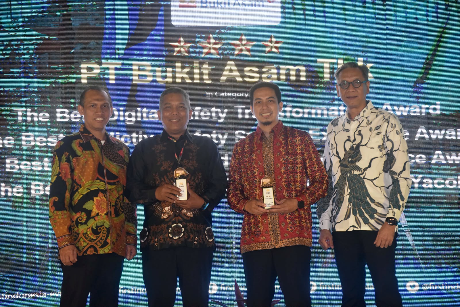 PT Bukit Asam (Persero) Tbk atau PTBA kembali menunjukkan komitmennya dalam penerapan keselamatan dan kesehatan kerja (K3) dengan meraih penghargaan pada ajang OSH Asia’s Summit 2026 yang digelar di Prama Sanur Beach, Bali.